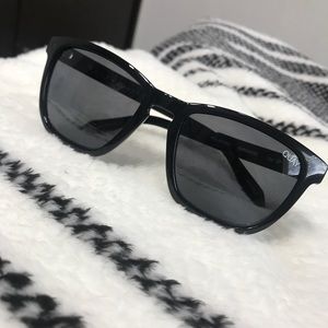 Quay Polarized Hardwire